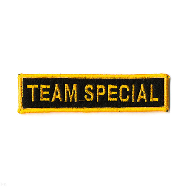 Нашивка на грудь вышит. Team Special