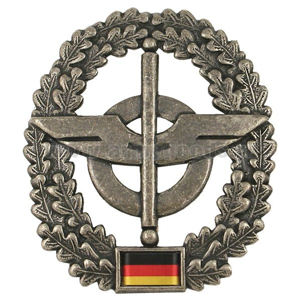Эмблема на берет мет. Бундесвер Войска тыла